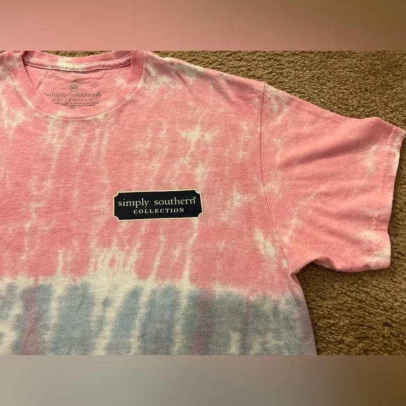 Simply Southern Collection Tie-Dye “Family is everything” and Blue tee Medium - Picture 5 of 13